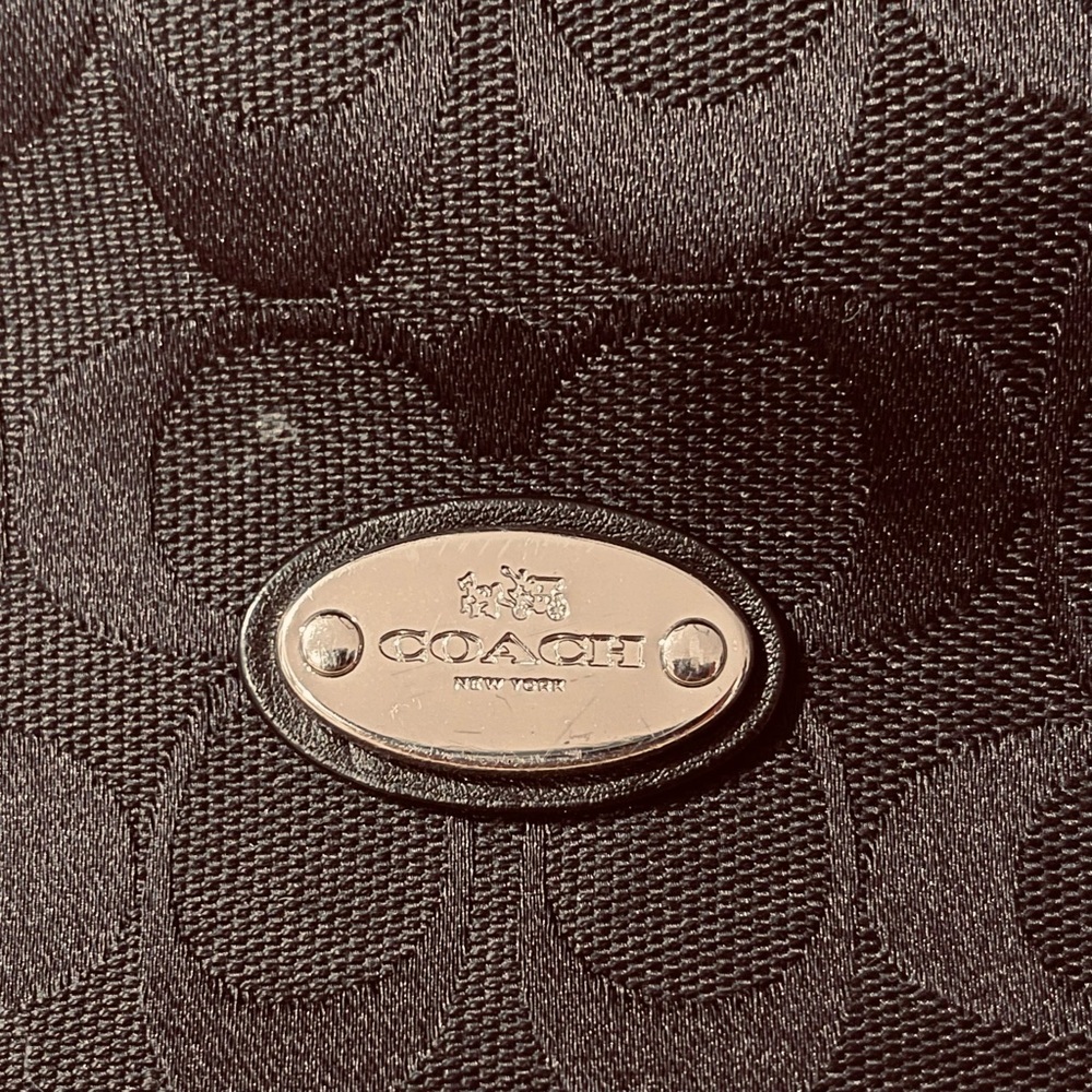 Coach Signature Handbag/Crossbody Bag - Picture 3 of 11